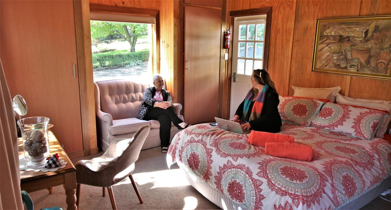 Mole Creek Guesthouse エクステリア 写真